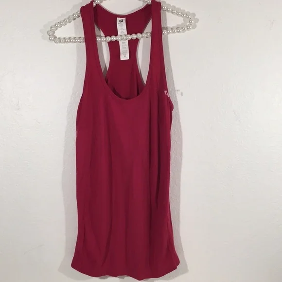 Fabletics Oula Seamless Tank Medium Cranberry - Picture 2 of 6